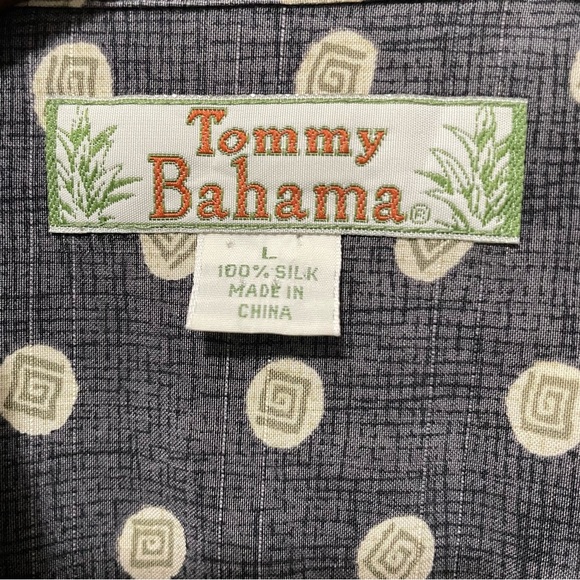 Tommy Bahama Men’s Large Gray Silk Shirt Button-Up Circle Pattern - Picture 2 of 7